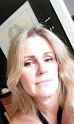 Headshot photo of Michèle Hayeur Smith. 